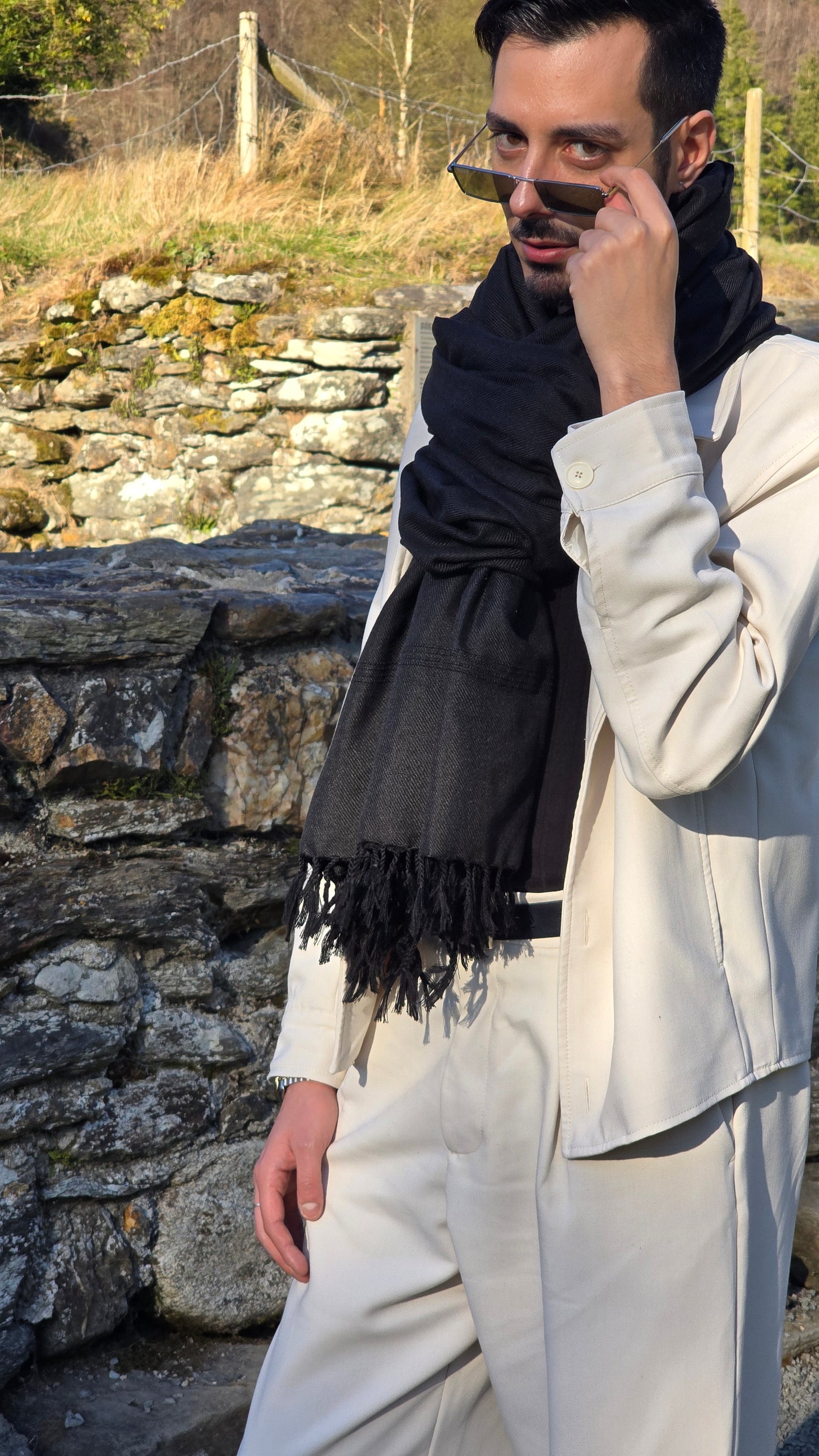 Shawl Cashmere Black Plane